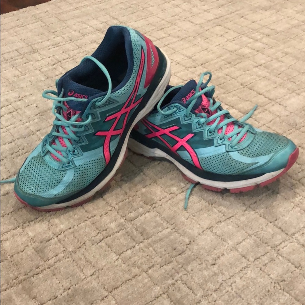 ASICS GT-2000 4